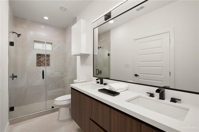 5709 Providence Avenue A, Mcallen, TX 78504