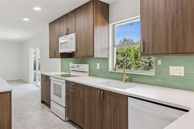 1528 HALLAM COURT S, Lakeland, FL 33813