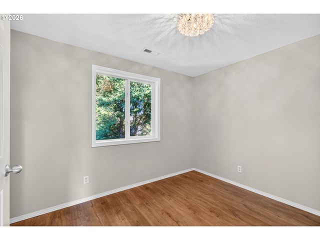 10330 Sw DUNLIN Pl, Beaverton, OR 97007