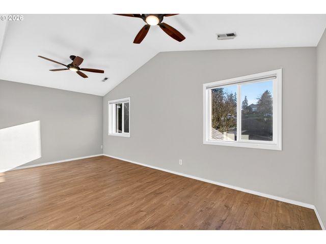 10330 Sw DUNLIN Pl, Beaverton, OR 97007