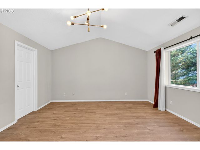 10330 Sw DUNLIN Pl, Beaverton, OR 97007