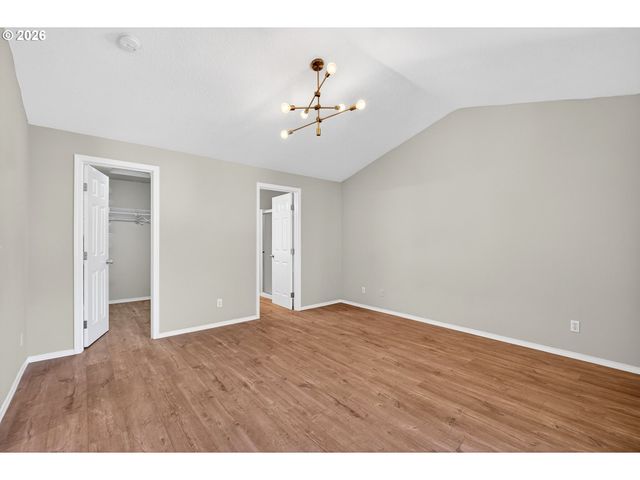 10330 Sw DUNLIN Pl, Beaverton, OR 97007