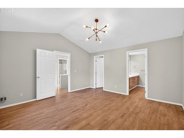 10330 Sw DUNLIN Pl, Beaverton, OR 97007