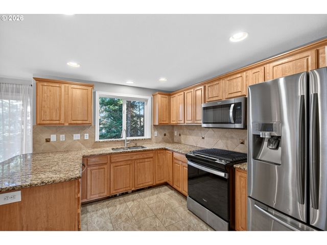 10330 Sw DUNLIN Pl, Beaverton, OR 97007