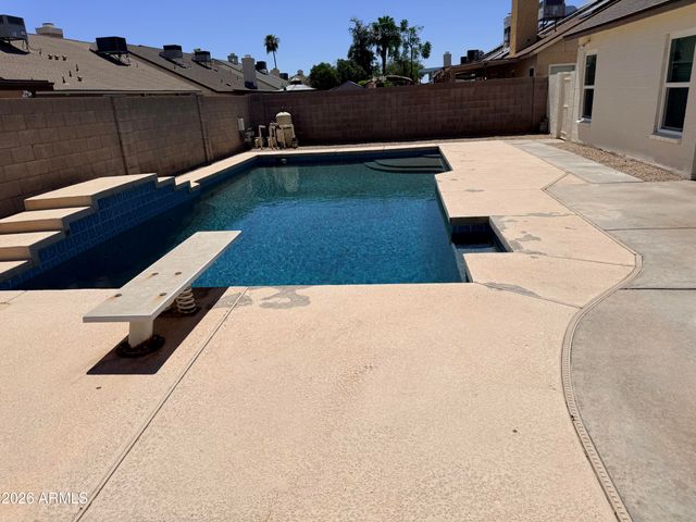 4201 W SOFT WIND Drive, Glendale, AZ 85310