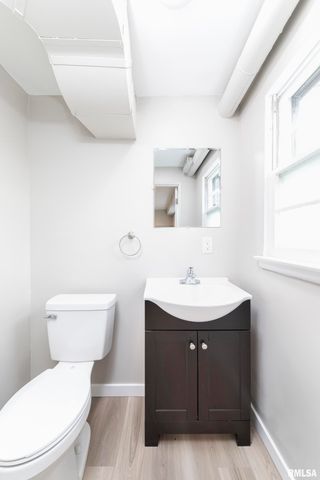 324 W IVY Lane, Peoria, IL 61614