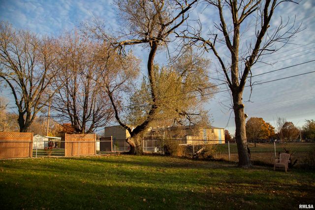 324 W IVY Lane, Peoria, IL 61614