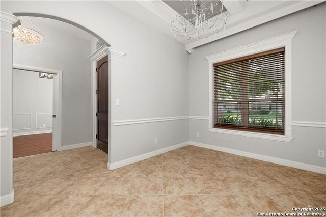 109 Palm Valley Cir, Harlingen, TX 78552