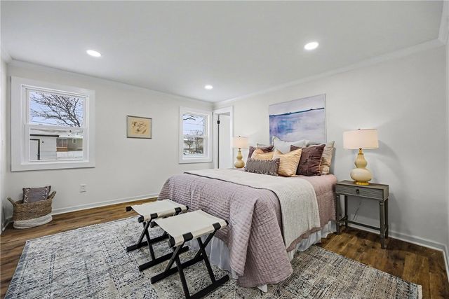 22 Shadywood Drive, Gates, NY 14606