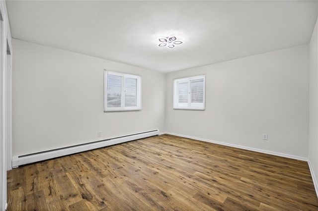 22 Shadywood Drive, Gates, NY 14606