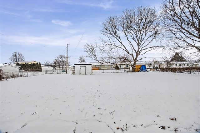 22 Shadywood Drive, Gates, NY 14606