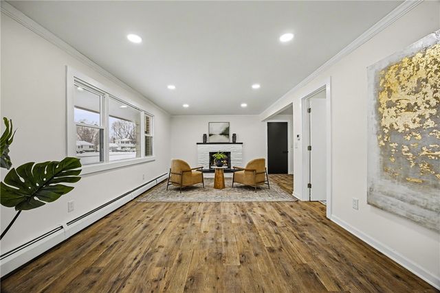 22 Shadywood Drive, Gates, NY 14606