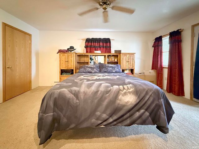 6449 E McGuire Road, Churubusco, IN 46723