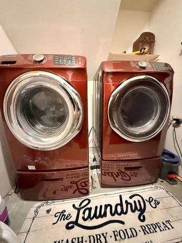 6449 E McGuire Road, Churubusco, IN 46723