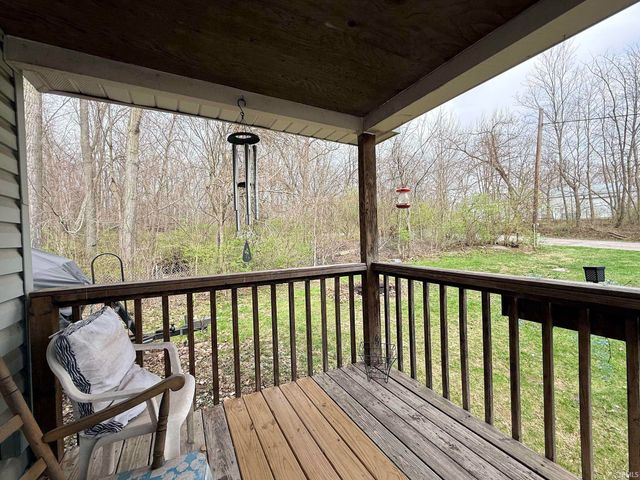 6449 E McGuire Road, Churubusco, IN 46723