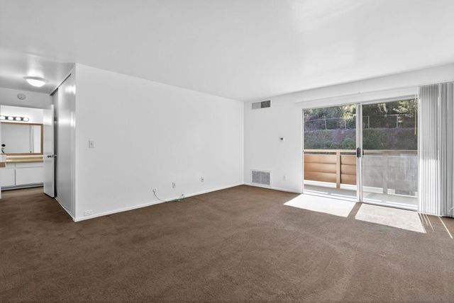 1621 S Hotel Circle E215, San Diego, CA 92108