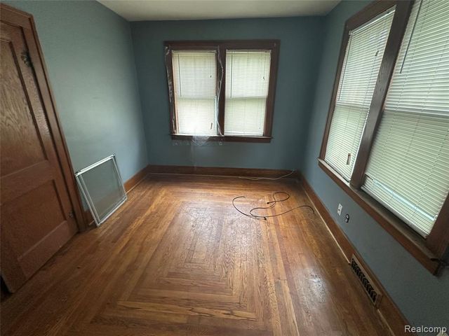 63 Mark Avenue, Pontiac, MI 48341