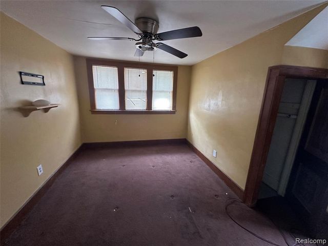 63 Mark Avenue, Pontiac, MI 48341