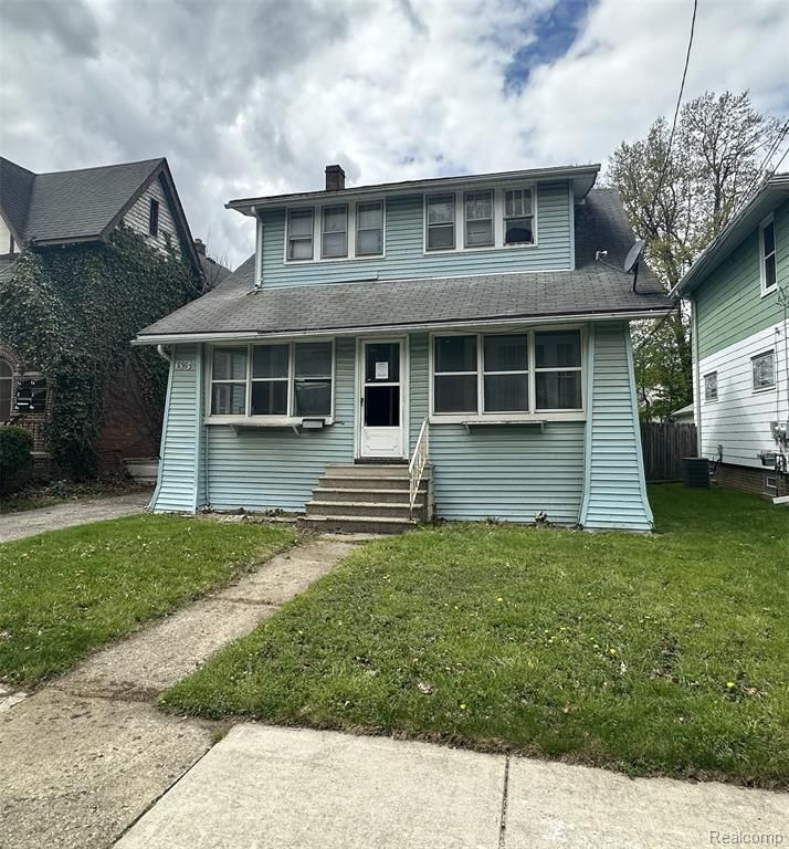 63 Mark Avenue, Pontiac, MI 48341
