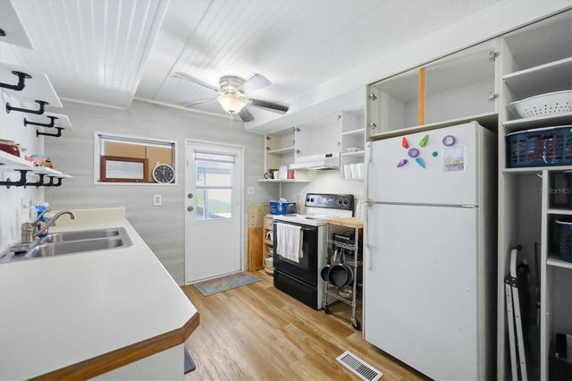 4917 1ST A STREET E, Bradenton, FL 34203