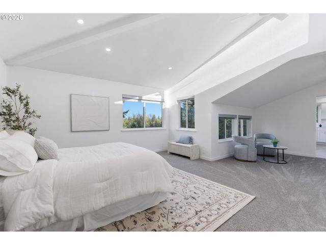 1 HIDALGO St, Lake Oswego, OR 97035