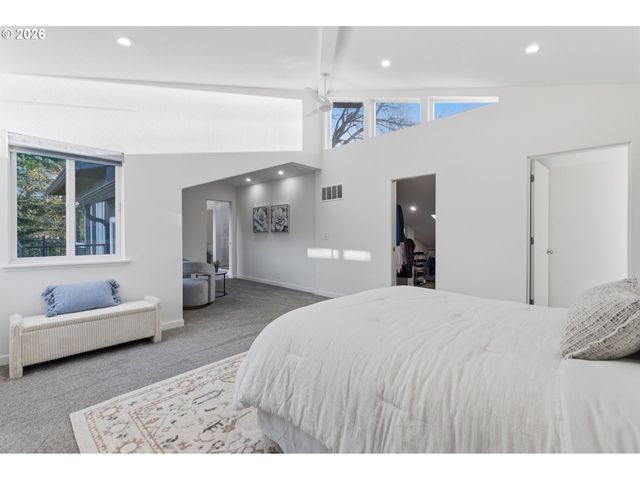 1 HIDALGO St, Lake Oswego, OR 97035