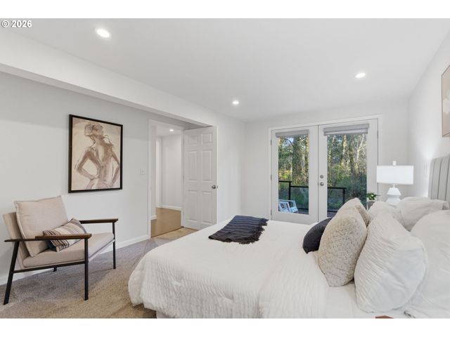 1 HIDALGO St, Lake Oswego, OR 97035