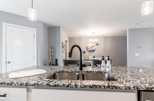 1035 Edgar Allen Road, Evansville, IN 47725