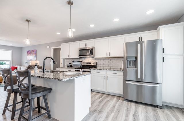 1035 Edgar Allen Road, Evansville, IN 47725