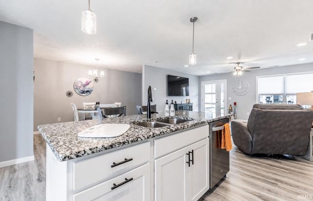 1035 Edgar Allen Road, Evansville, IN 47725