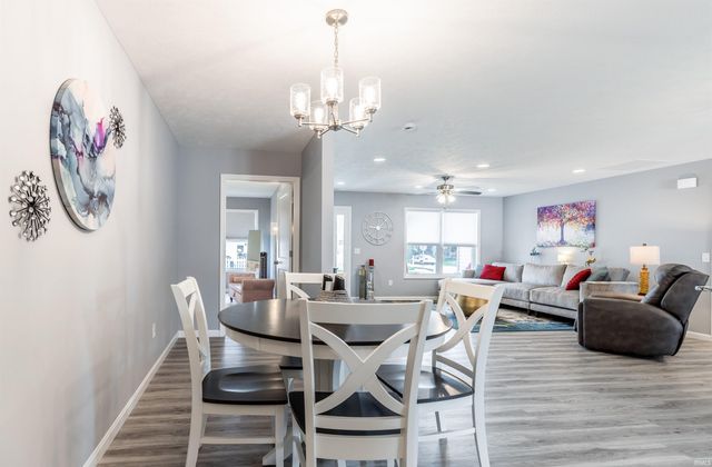 1035 Edgar Allen Road, Evansville, IN 47725