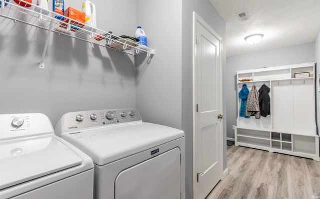 1035 Edgar Allen Road, Evansville, IN 47725