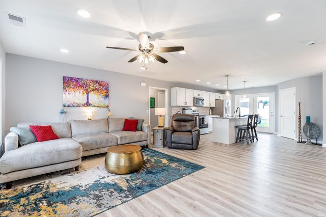 1035 Edgar Allen Road, Evansville, IN 47725