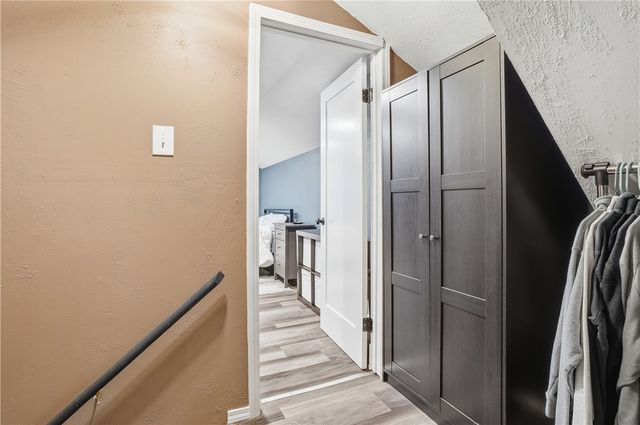 1044 Wall Ave, Pitcairn, PA 15140