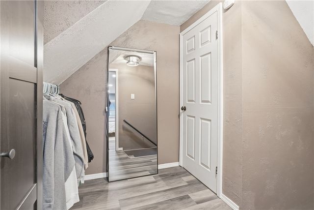 1044 Wall Ave, Pitcairn, PA 15140