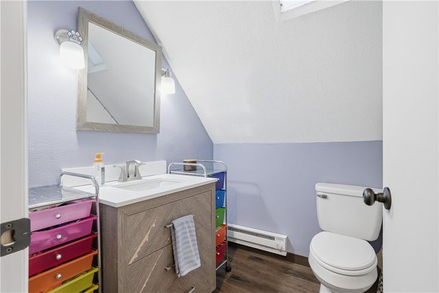 1044 Wall Ave, Pitcairn, PA 15140