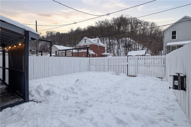 1044 Wall Ave, Pitcairn, PA 15140