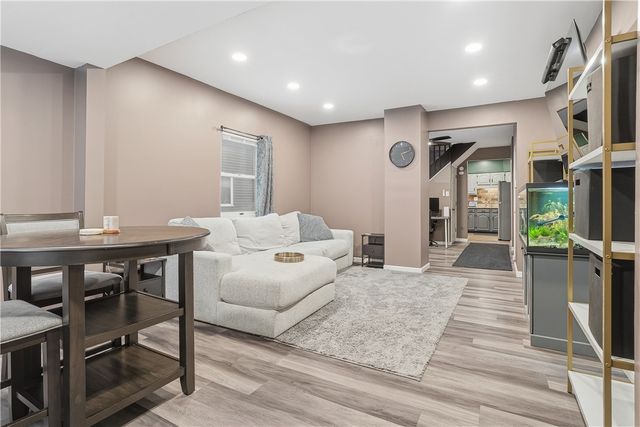 1044 Wall Ave, Pitcairn, PA 15140