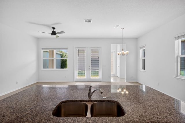 810 MIDDLETON STREET, Debary, FL 32713