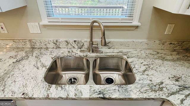 1015 Sly Fox Court, Stone Mountain, GA 30088