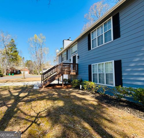 1015 Sly Fox Court, Stone Mountain, GA 30088