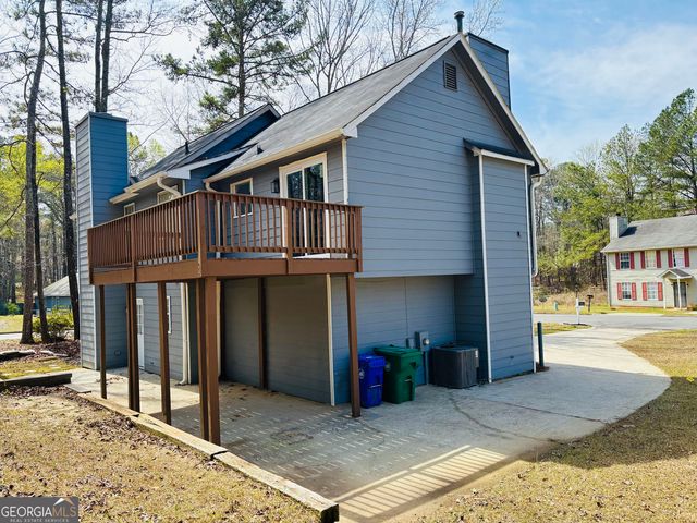 1015 Sly Fox Court, Stone Mountain, GA 30088