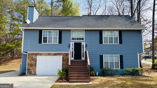 1015 Sly Fox Court, Stone Mountain, GA 30088