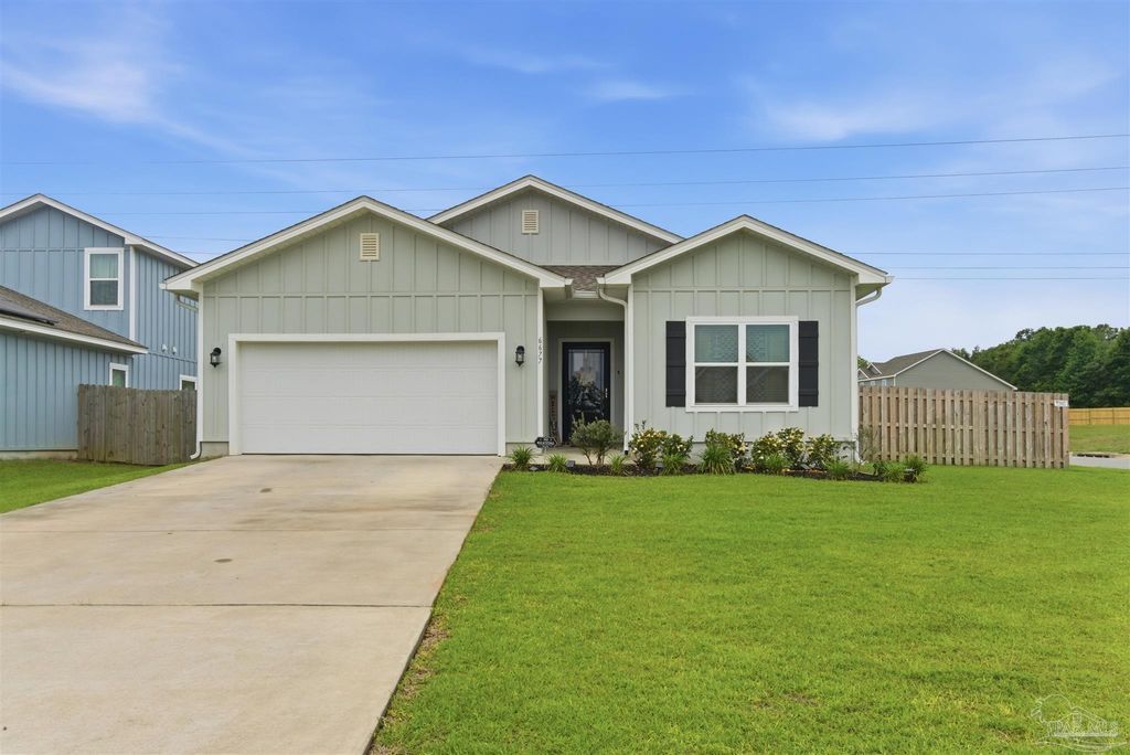 6677 Paso Fino Drive, Pensacola, FL 32526
