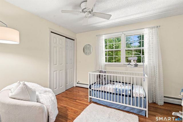 23 Berkshire Way, Simsbury, CT 06070
