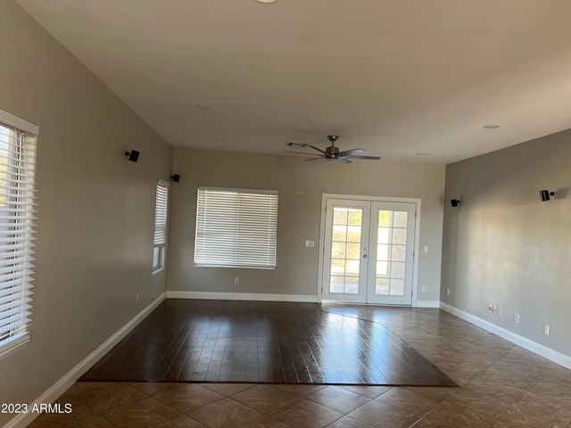 1958 E SHANNON Street, Gilbert, AZ 85295