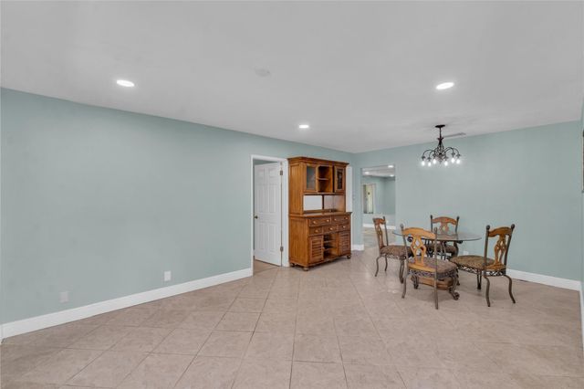 4541 NE 6th Ter, Deerfield Beach, FL 33064