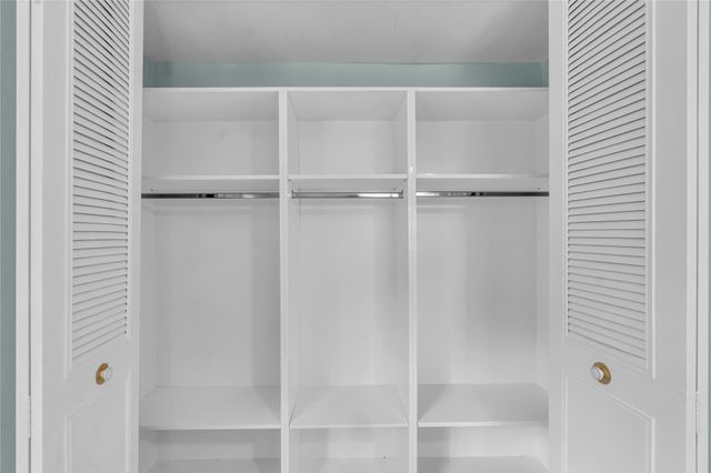 4541 NE 6th Ter, Deerfield Beach, FL 33064