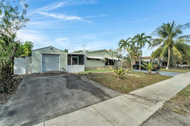 4541 NE 6th Ter, Deerfield Beach, FL 33064