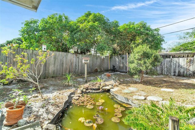 4541 NE 6th Ter, Deerfield Beach, FL 33064